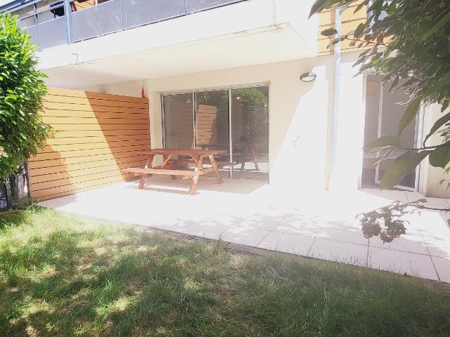 Ornex Location Appartement 01