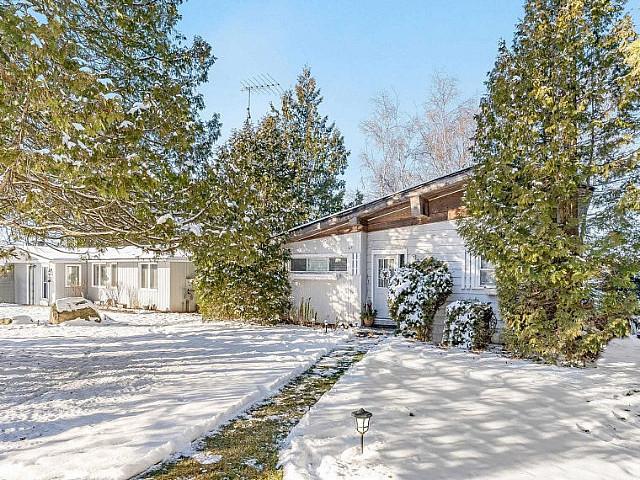 Oro medonte. Woodland Dr/moon Point Dr