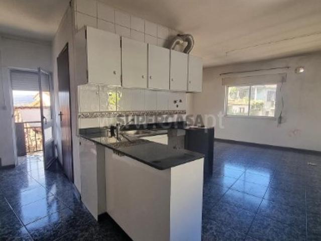 oradia em Banda, 2 quartos, Chaves, Faiões