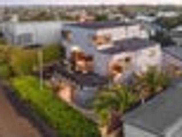 Orakei, 3 bedrooms, $1200 pw