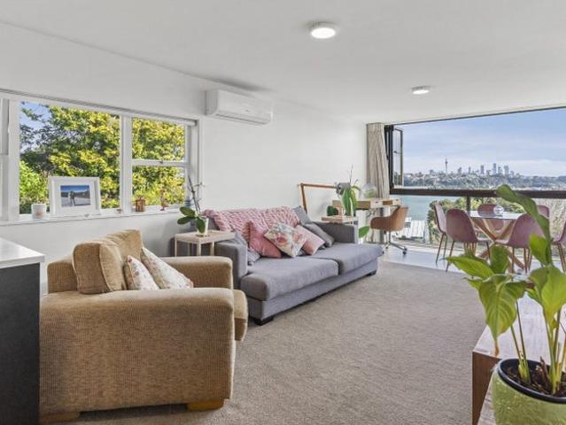 orakei, 2 bedrooms