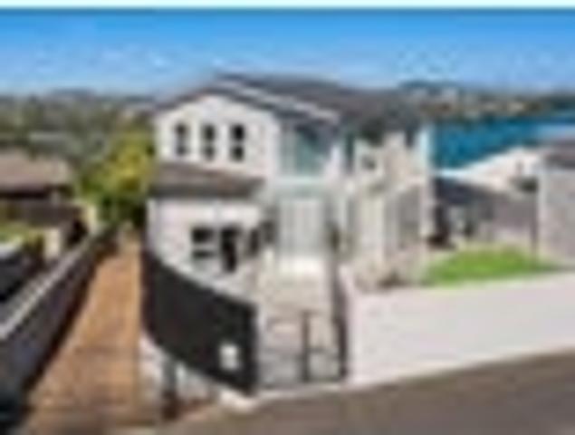 Orakei, 4 bedrooms, $2500 pw