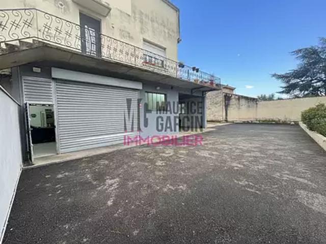 Orange 84100 Achat / Vente divers parking
