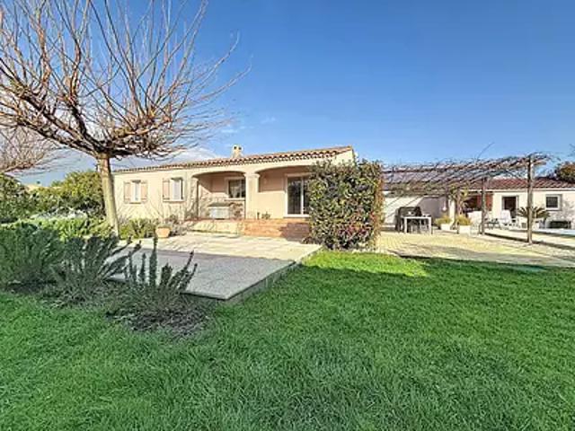 Orange 84100 Achat / Vente maison 5 pièces t5 au dernier étage