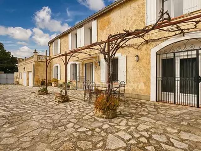Orange 84100 Achat / Vente maison 7 pièces t7 piscine jardin