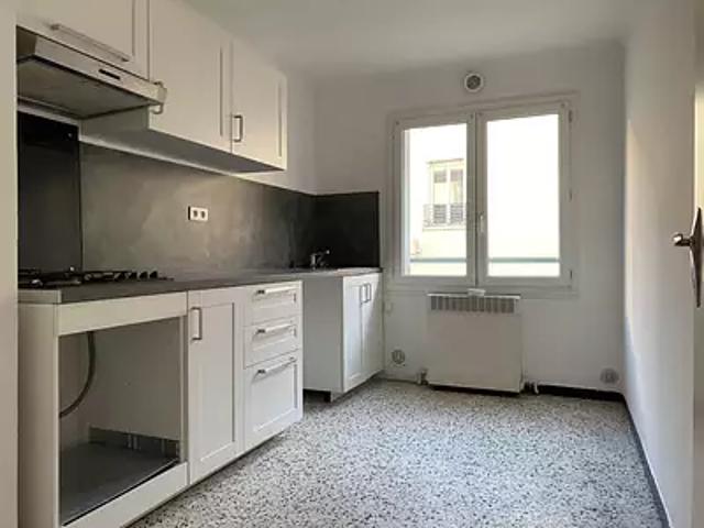 Orange 84100 Location appartement 3 pièces t3