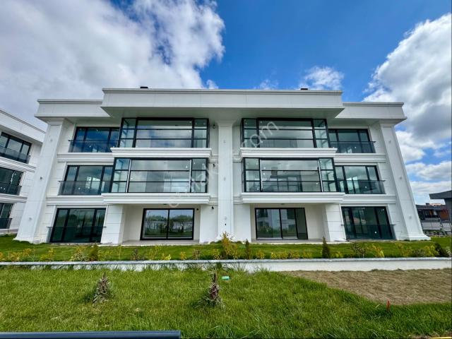 Orbey Den Çorlu Da Önerler Mah. Göl Manzaralı 3+1 190m2