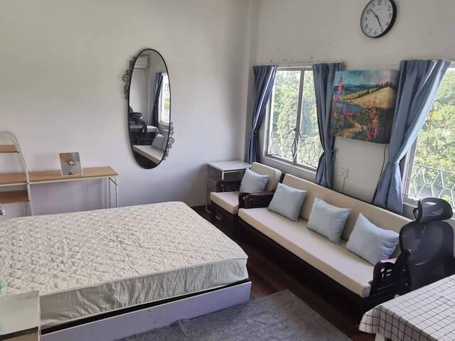Orchard Central Somerset MRT master room