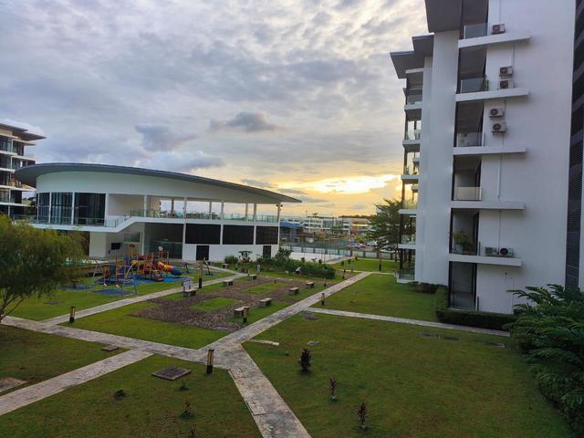 Orchard Residence behind Promenade Mall