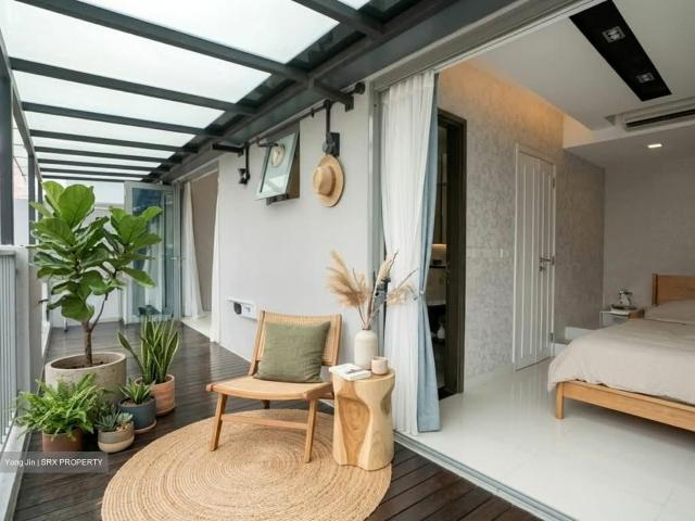 Orchard Road D9, Condominium
