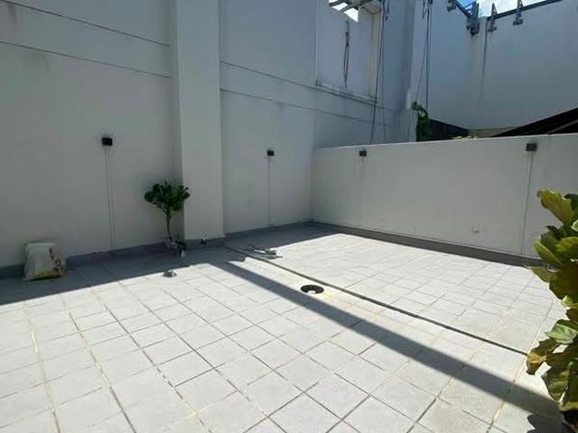 Orchard Scotts D9, Condominium