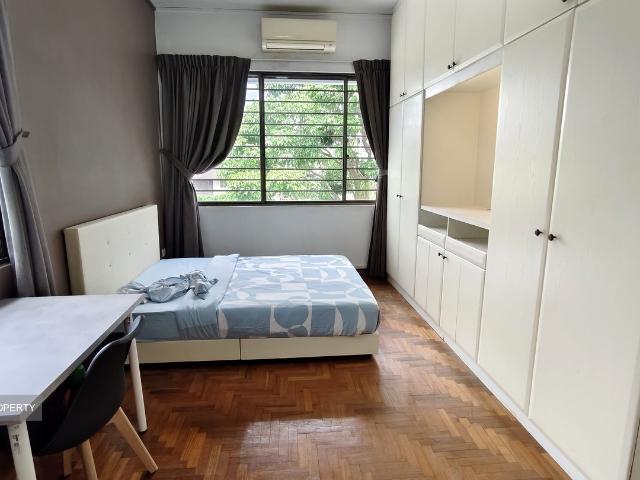 Orchid Apartment D11, Apartment