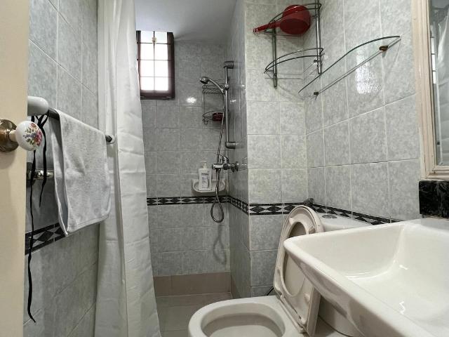 Orchid Park Condominium D27, Condominium