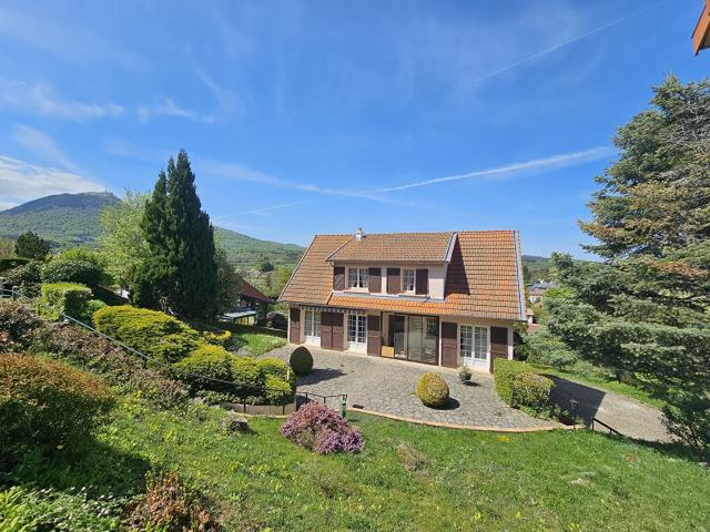 Orcines / Secteur Montrodeix | Vue exceptionnelle sur le Puy. 144m² Orcines