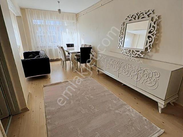 Ordu Caddesi Üzerinde Ara Kat 2+1 Eşyalı Kiralık Daire