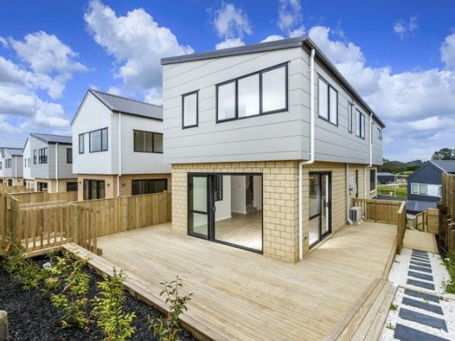 orewa, 4 bedrooms