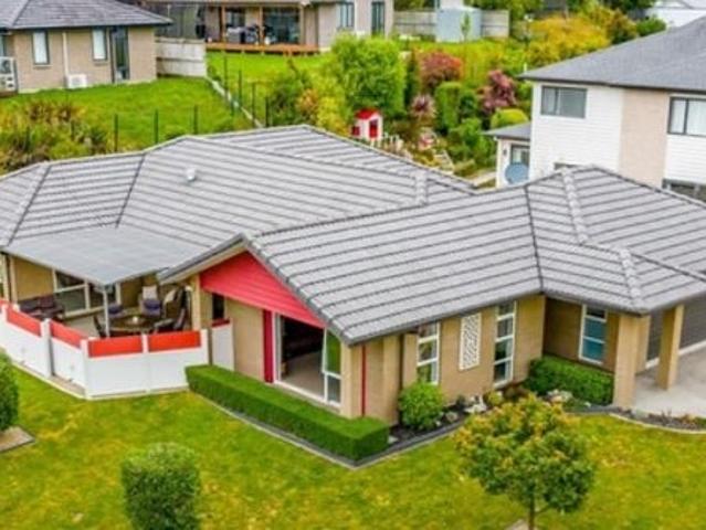 orewa, 4 bedrooms
