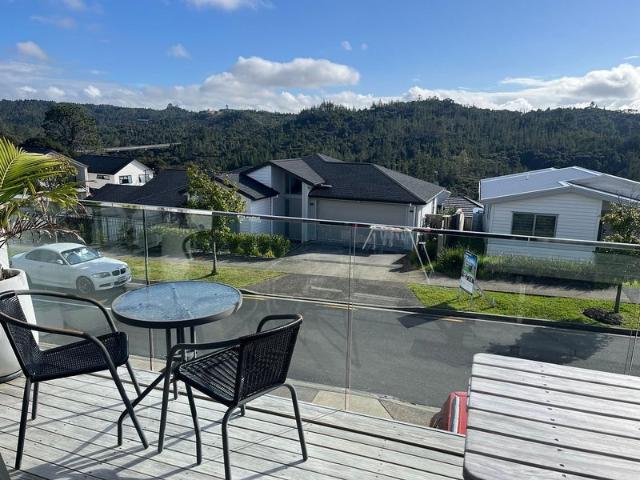 orewa, 4 bedrooms