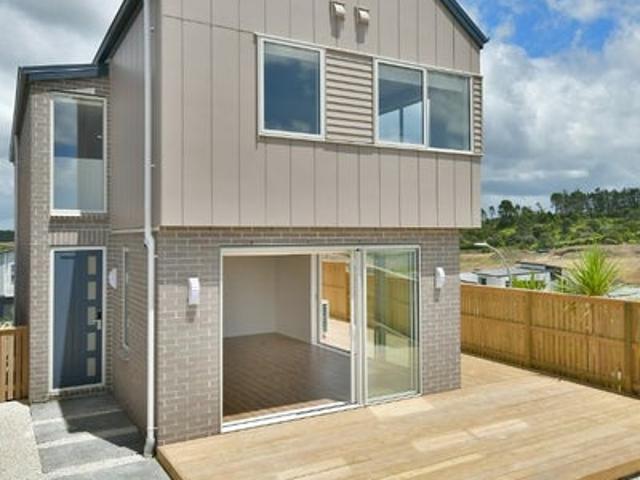 orewa, 4 bedrooms