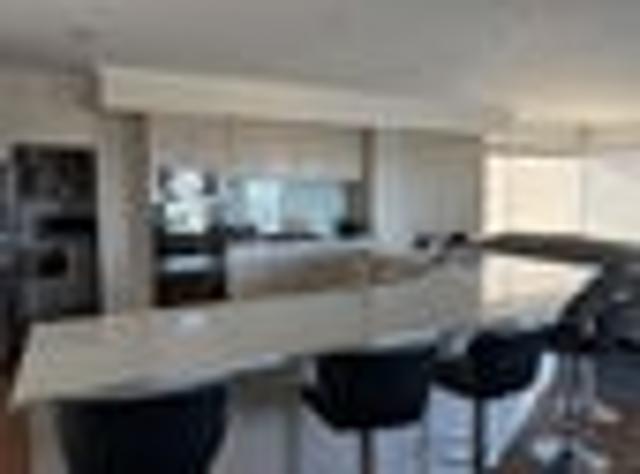 Orewa, 5 bedrooms, $1100 pw