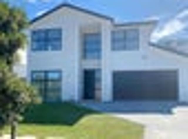 Orewa, 5 bedrooms, $1180 pw