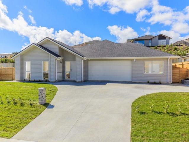 orewa, 5 bedrooms