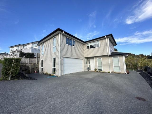 Orewa, 5 bedrooms