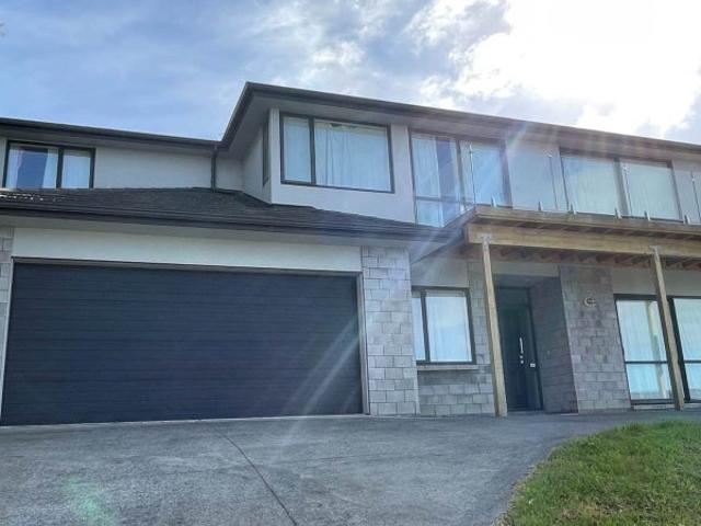 orewa, 6+ bedrooms