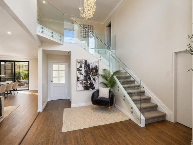orewa, 6+ bedrooms