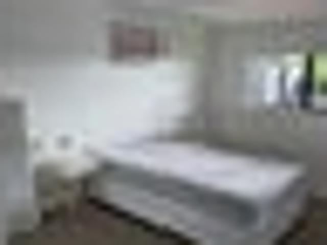Orewa, 2 bedrooms, $550 pw