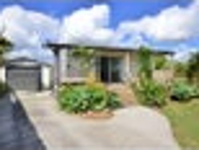 Orewa, 2 bedrooms, $580 pw