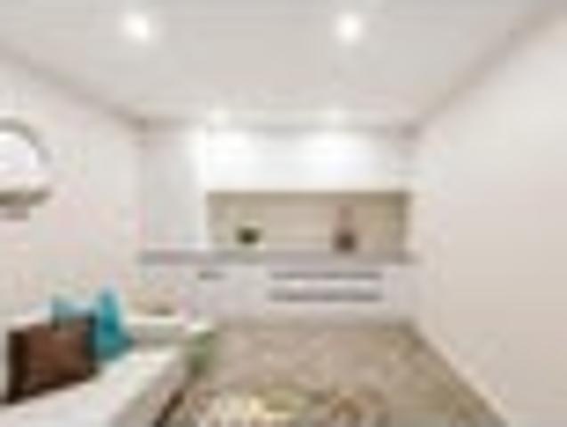 Orewa, 2 bedrooms, $520 pw