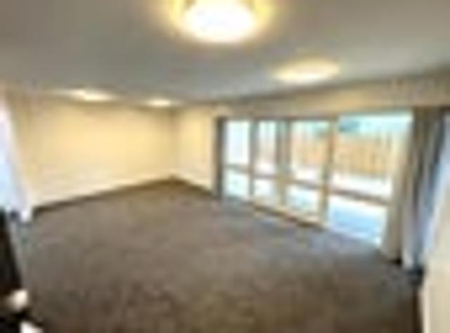 Orewa, 2 bedrooms, $680 pw