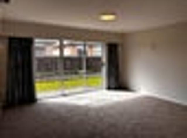 Orewa, 2 bedrooms, $600 pw