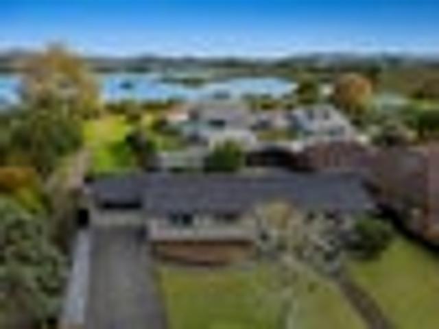 Orewa, 2 bedrooms, $775 pw