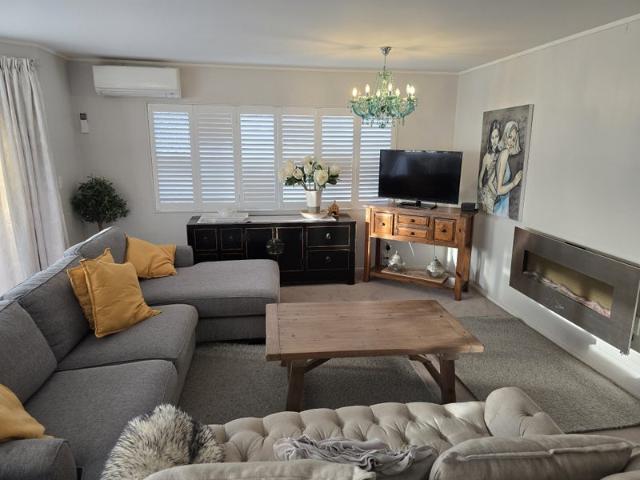 orewa, 3 bedrooms