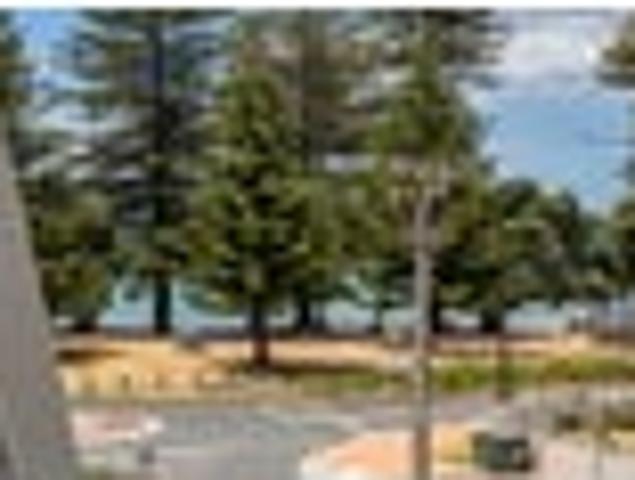 Orewa, 3 bedrooms, $1100 pw
