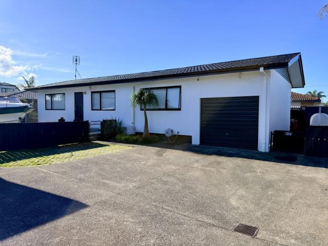 orewa, 3 bedrooms