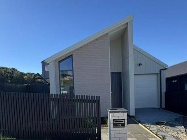 orewa, 3 bedrooms