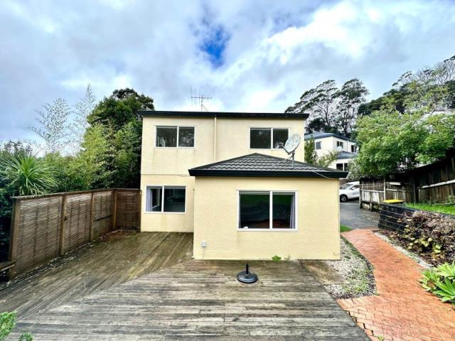 orewa, 3 bedrooms