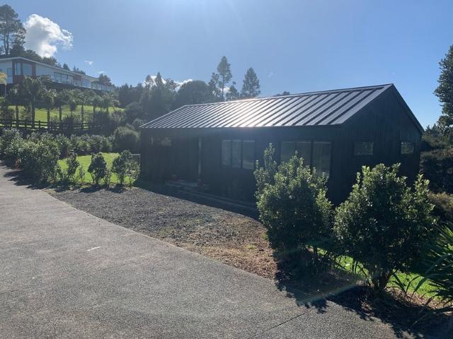 orewa, 3 bedrooms