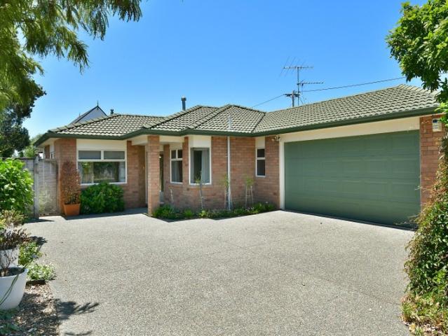 orewa, 3 bedrooms