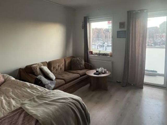 Örebro 1rok 6mån 6.947kr/mån 21 m² 6 947 kr