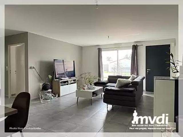 Orée d'Anjou 49270 Location maison 3 pièces t3 au dernier étage terrasse
