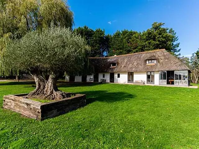Orgerus 78910 Achat / Vente maison 8 pièces t8 au dernier étage piscine