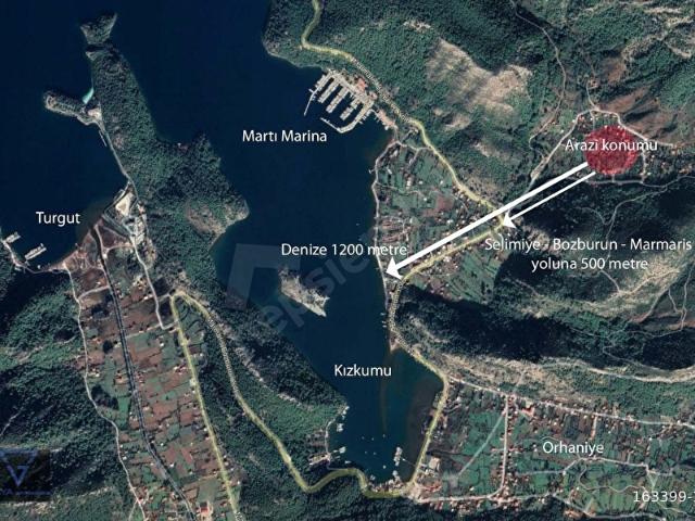 Orhaniye'de 1500 m2 köy yerleşik alanında arsa