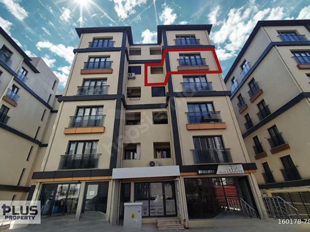 ORHANTEPE'DE TOKİ BLOKLARINDA MERKEZİ KONUMDA ARA KAT 2+1 DAİRE