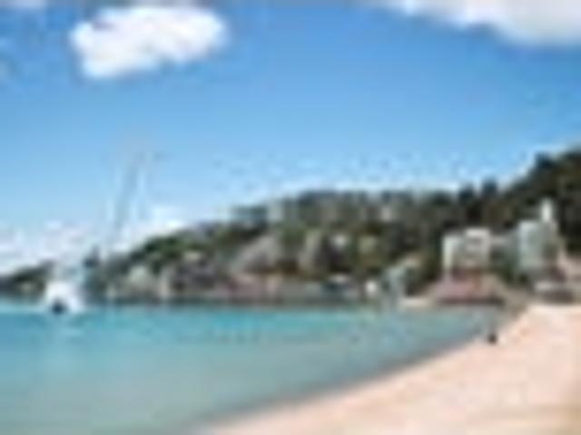 Oriental Bay, 2 bedrooms, $775 pw