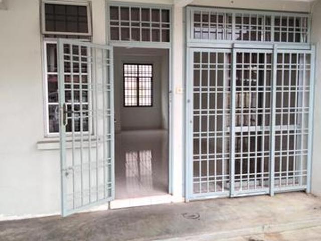 Original condition 2 Storey Jln Jasa Tmn Mutiara Rini