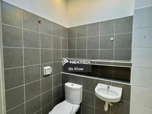 Original Condition, Good Location